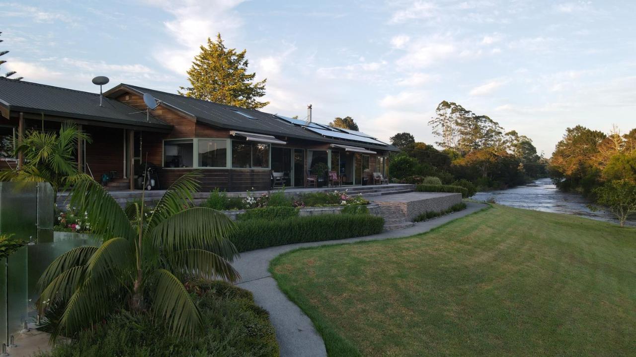 פאיהייה Te Awa Lodge מראה חיצוני תמונה